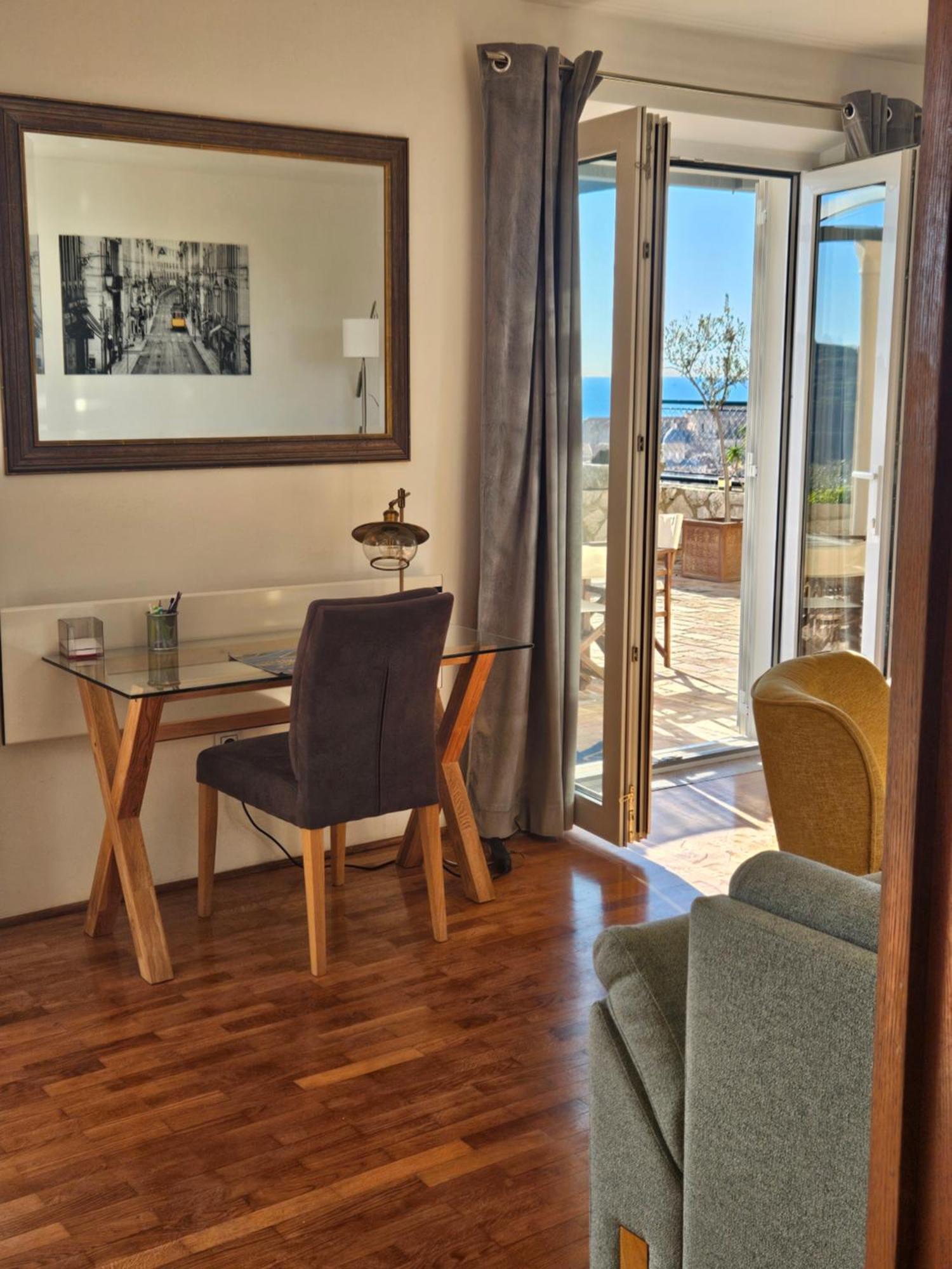 Dubrovniks Best Views Apartment From A Spacious Terrace エクステリア 写真